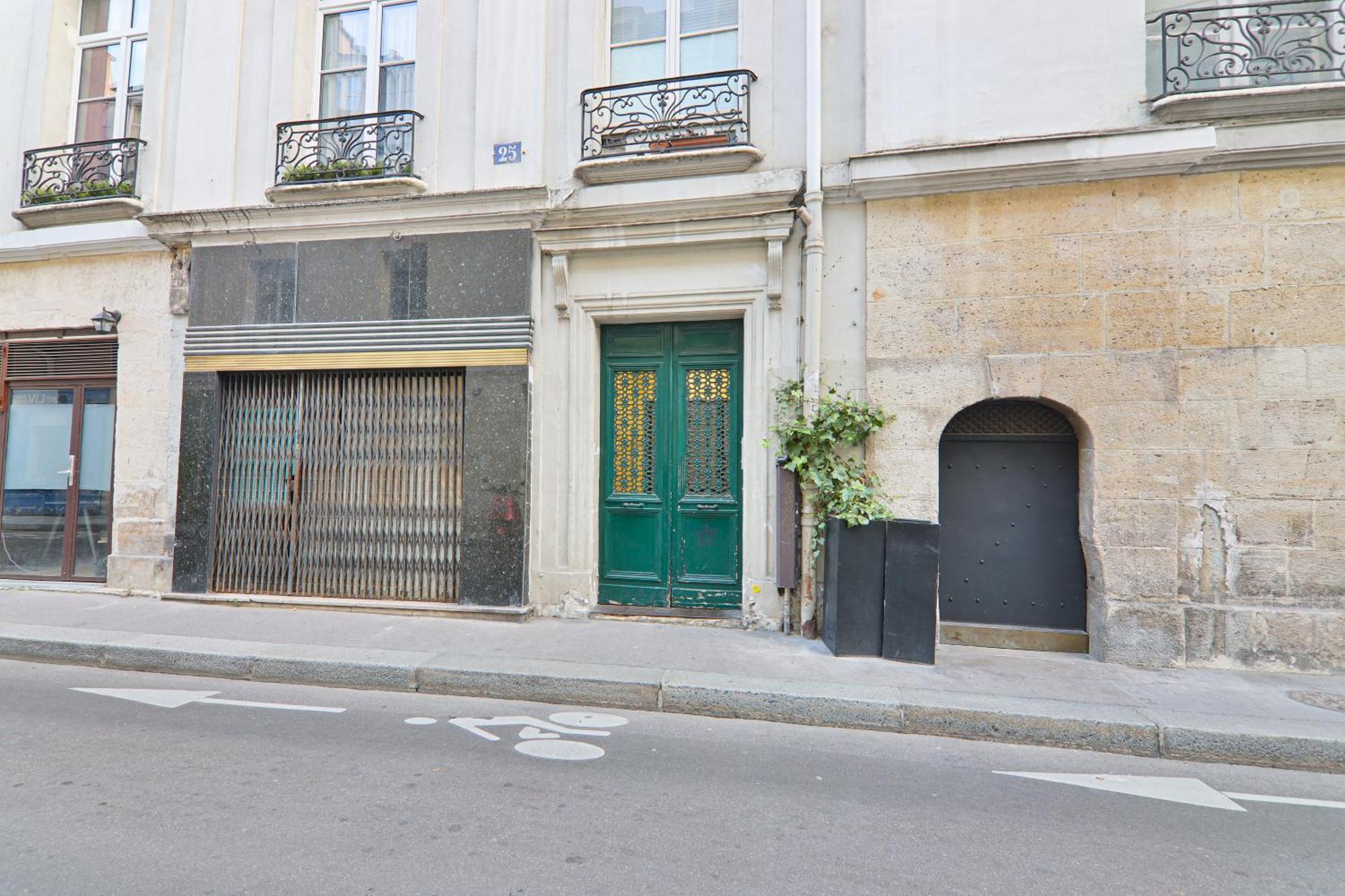 Appartement Quartier Place Des Vosges Paris Eksteriør bilde